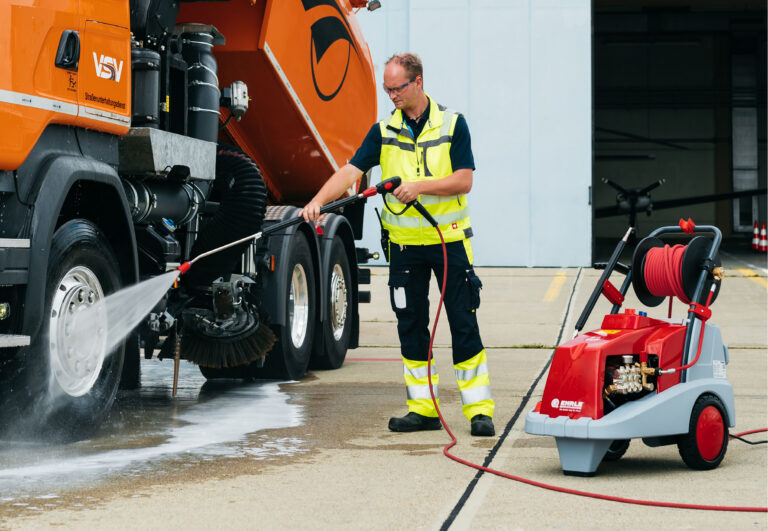 Myjki wysokociśnieniowe dla przemysłu ciężkiego