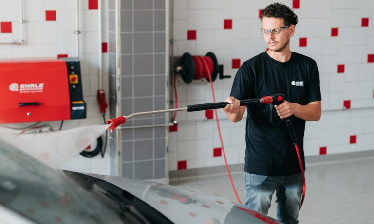 Myjki przemysłowe – profesjonalne rozwiązania do warsztatów i przemysłu